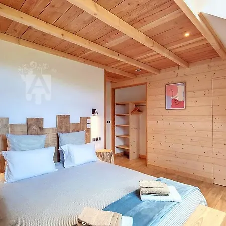 Lona Dom wakacyjny *